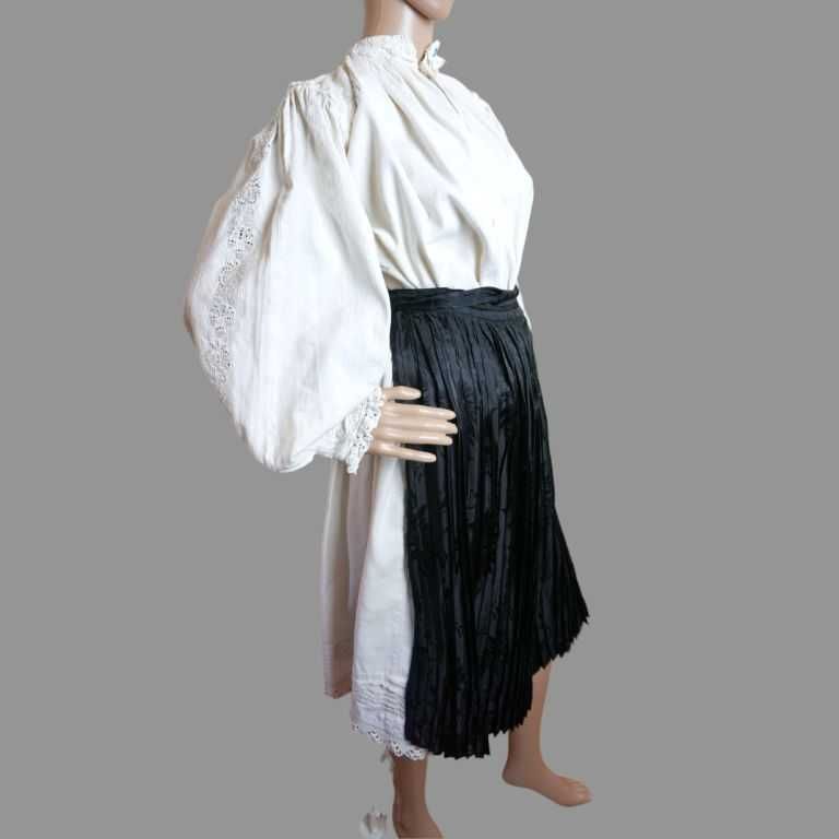 Costum popular vechi din Transilvania , Arad  masura 32-34
