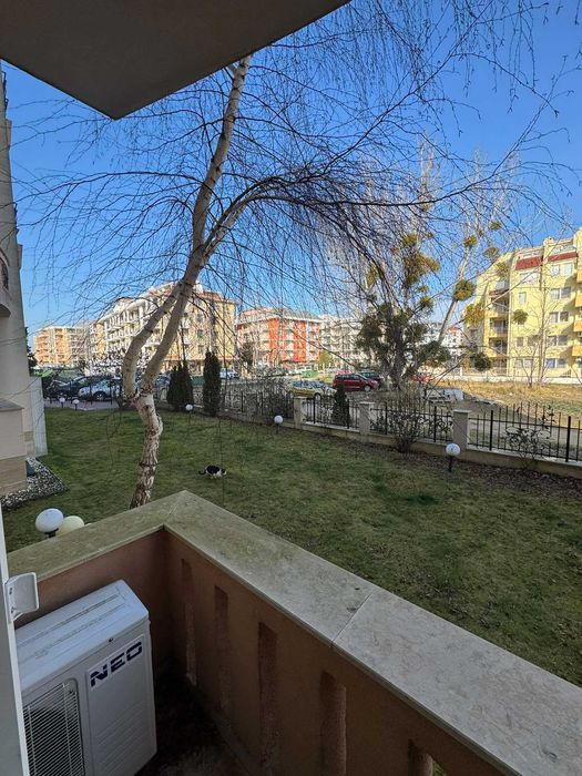 Продава се Двустаен апартамент в к.к. Слънчев бряг - 65 кв.м за 1124 €/кв.м - Снимка #3