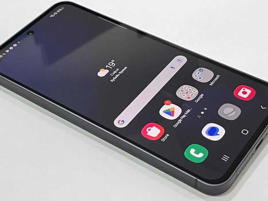 Samsung Galaxy S24 FE 5G 128GB 8GB RAM Dual