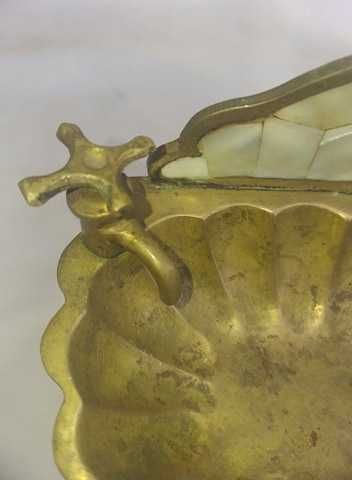 Scrumiera din bronz inbracata cu piatra onix