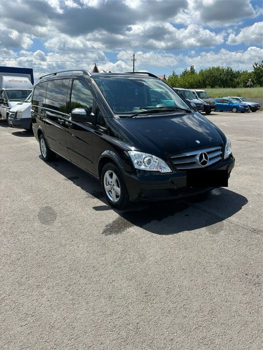 Mercedes Benz Viano  7 locuri.