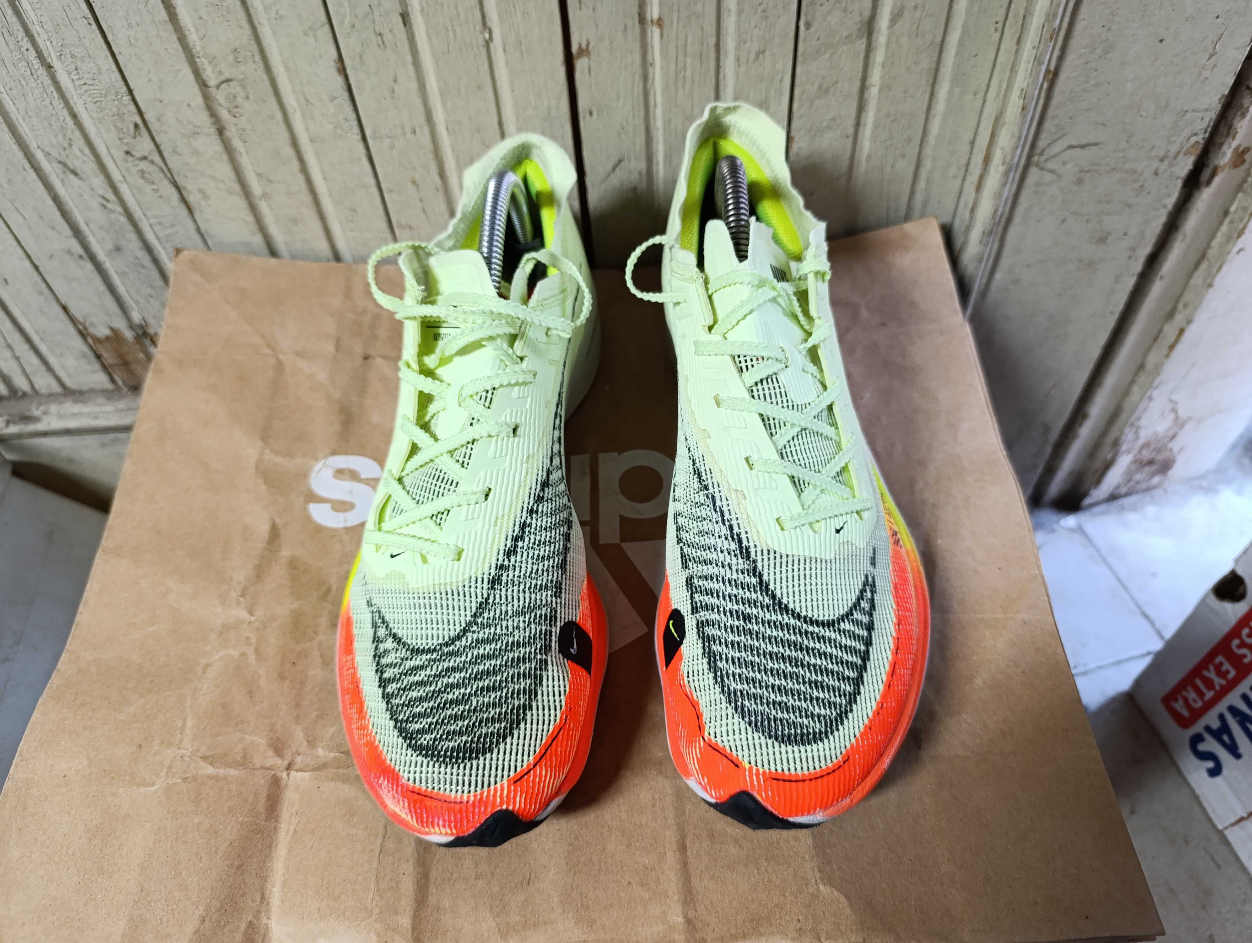 Nike ZoomX Vaporfly Next% 2''оригинални маратонки 44 номер