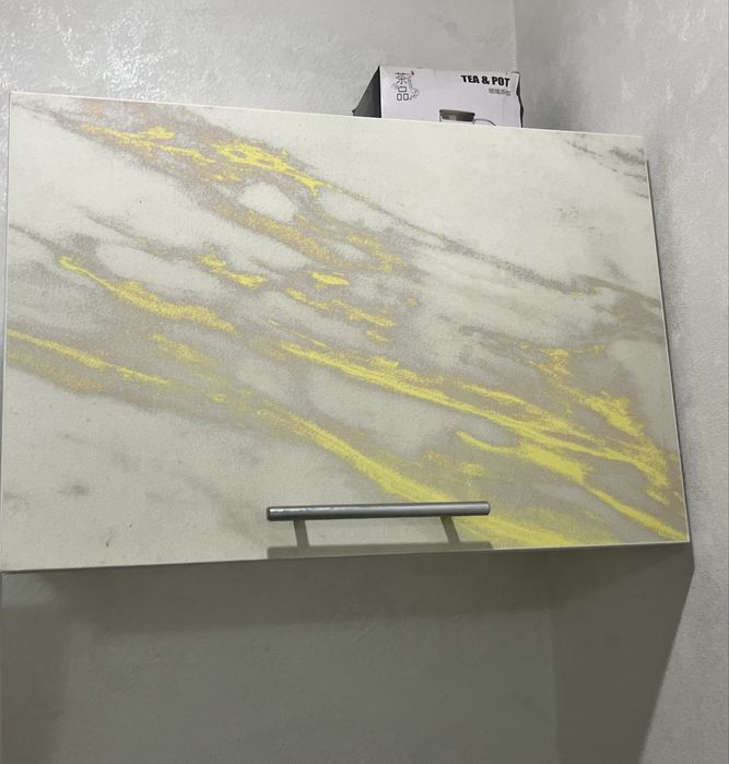 Продам гарнитур за дешево