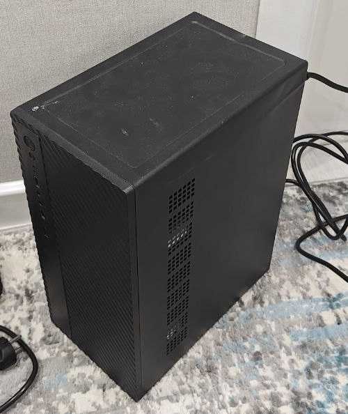 Продам настольный компьютер (системник)