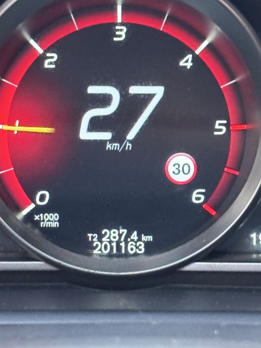 VOLVO V40 II Cross Country Dies 2.0 d3 Summum geartronic