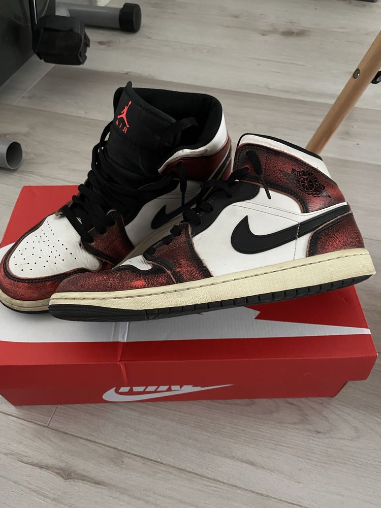 Nike air jordan 1 mid