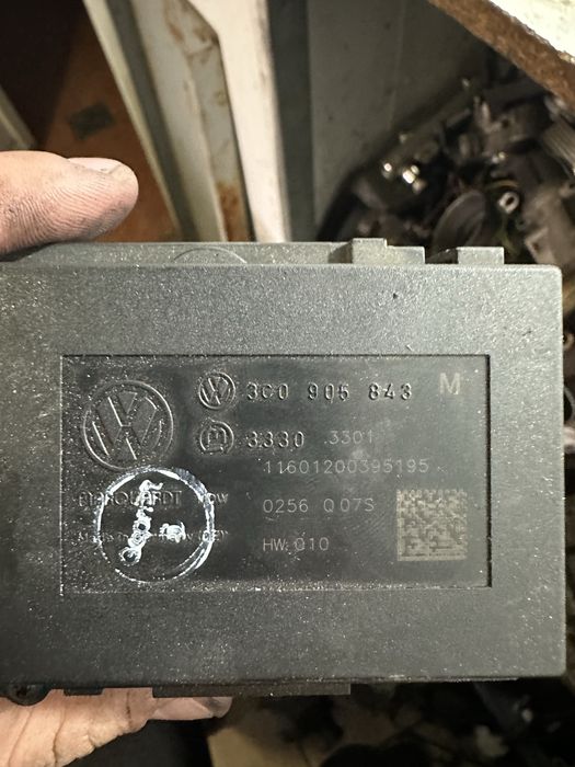 Contact cu cheie Volkswagen Vw Passat B6 B7 3C0905843