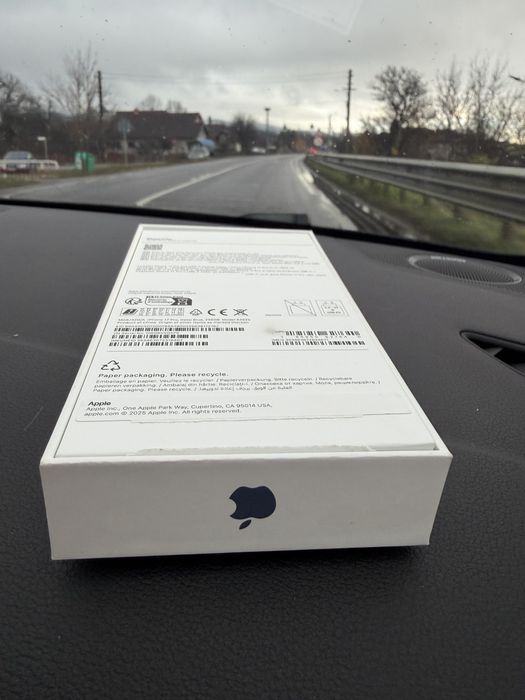 iPhone 17 PRO Deep Blue