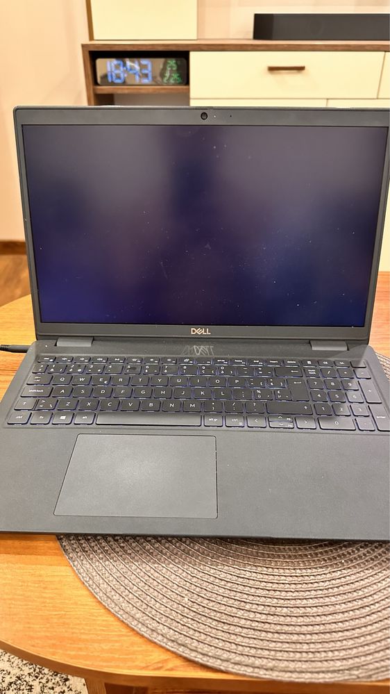 Dell Latitude 3520