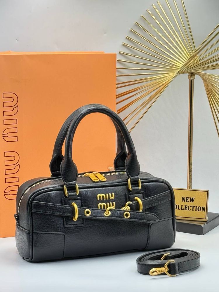 Geanta Miu Miu Noua !!! Dimensiuni 27/14 !!!
