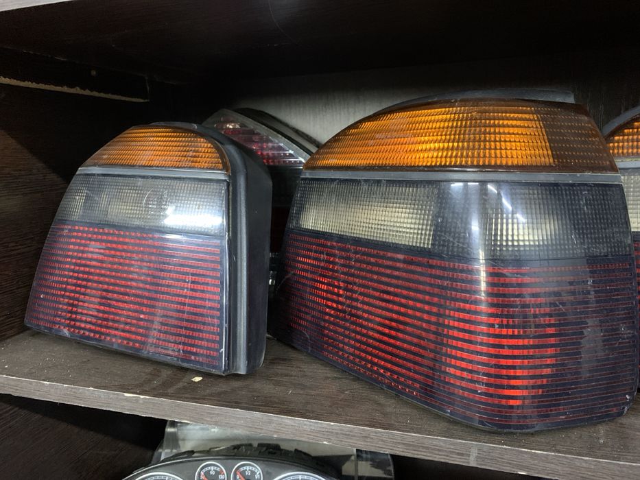 В продаже задние фонари на vw audi