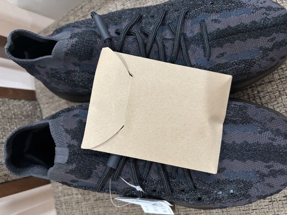 Обувки yeezy 380 onyx
