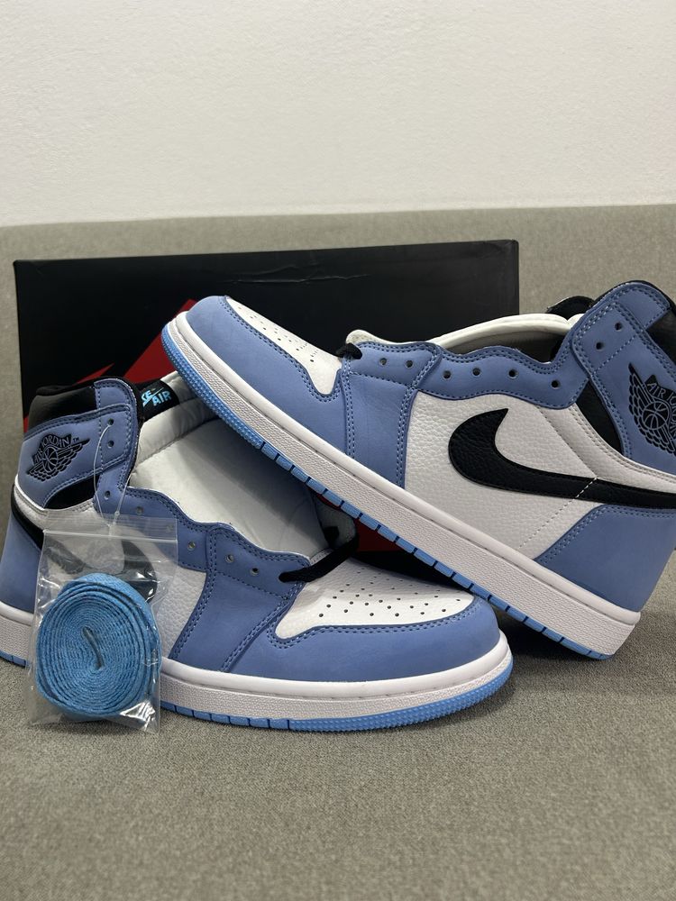 Air Jordan 1 University Blue