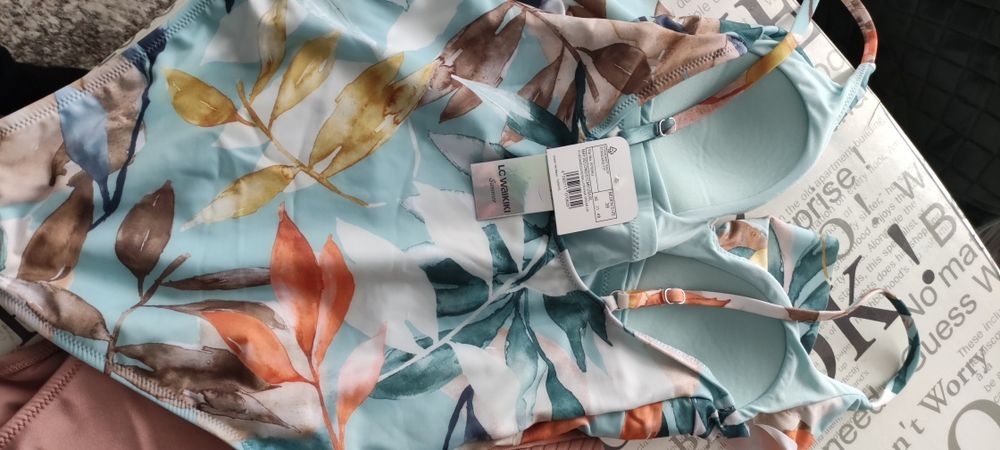 Бански костюми..