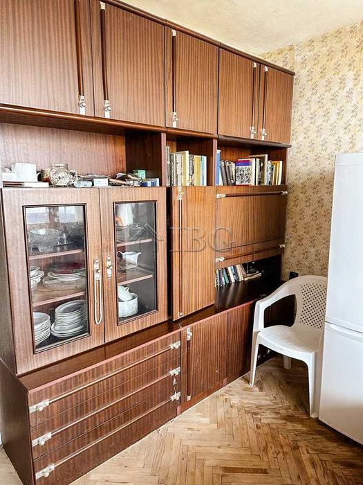 Продава се Тристаен апартамент в Русе, Широк център - 87 кв.м за 1035 €/кв.м - Снимка #15