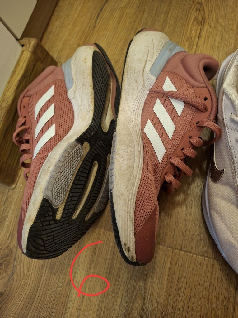 Маратонки Nike, Adidas, Skechers