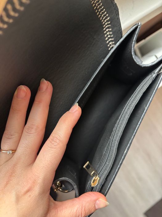 Черна кожена чанта с дръжка