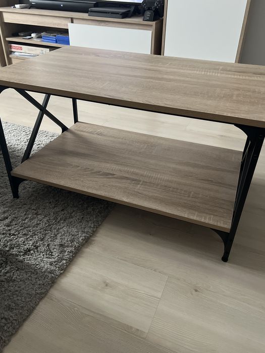 Холна маса  метал и дърво