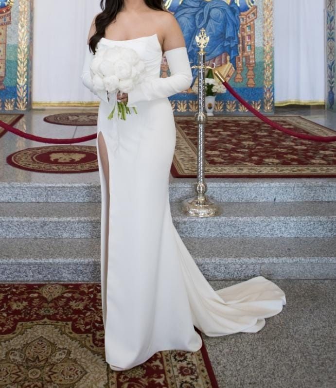 Vand rochie de mireasa Ivaz bridal.