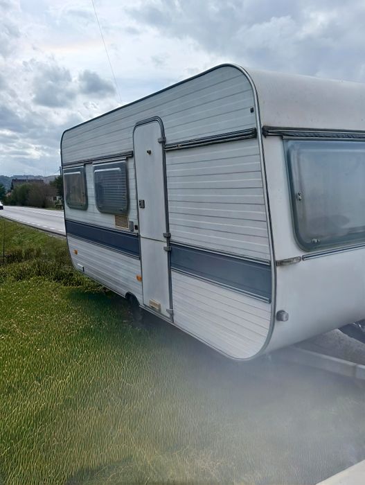 Rulotă second-hand pentru proiecte / camping / fast-food