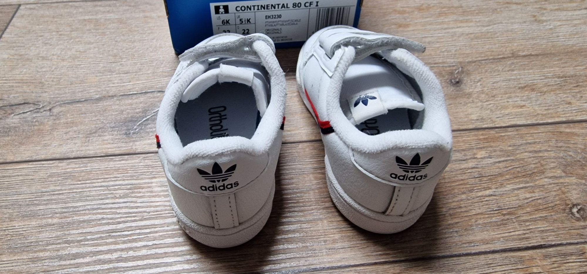 Adidasi copii Adidas marimea 22