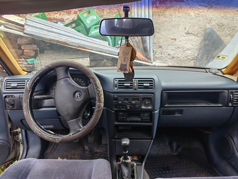 Опел вектра 2.0 115 кс  цял за части