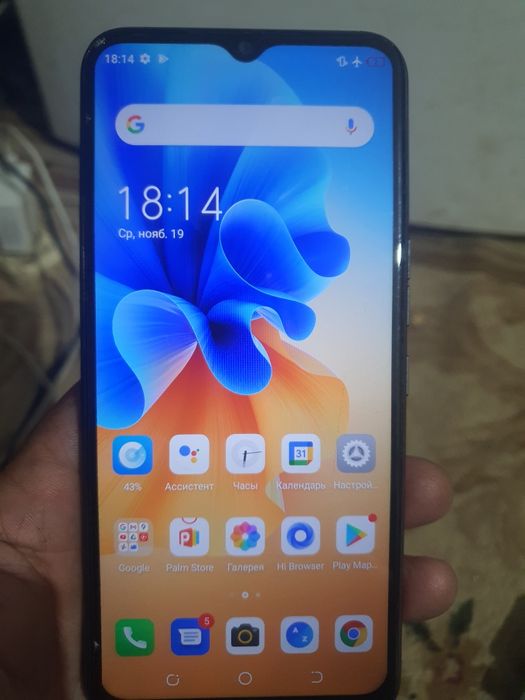 техно спарк телефон