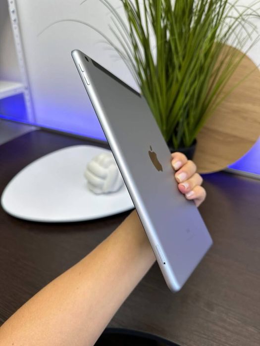 Tableta Apple iPad 6 , Perfect Functionala cu 95% Bateria