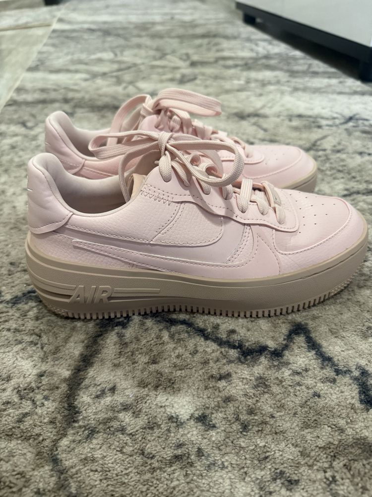 Дамски маратонки Nike Air Force 1 Platform
