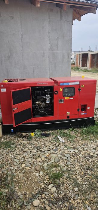 Generator 4 cilindri