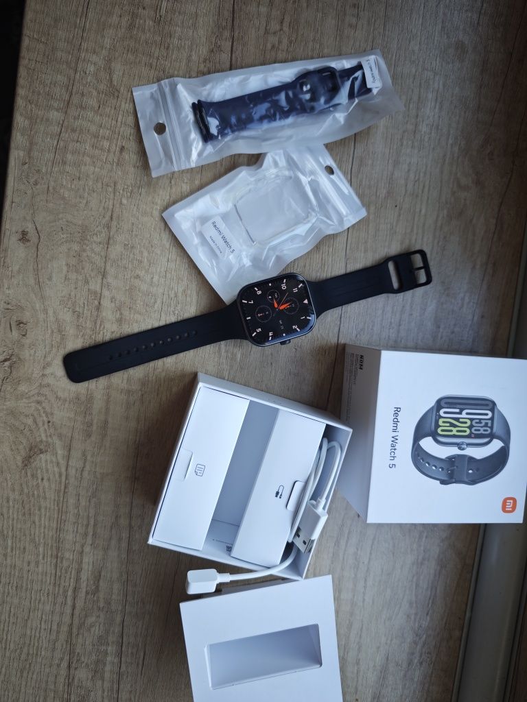 Продавам Redmi watch 5