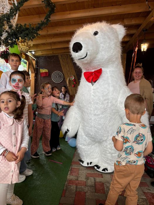 Animatori Și Mascote Pentru Petreceri Copii