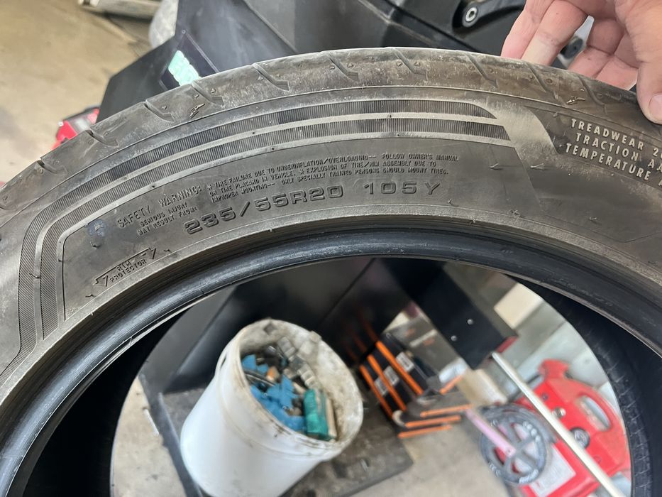 235 55 20 goodyear 2 броя лято lexus Rx