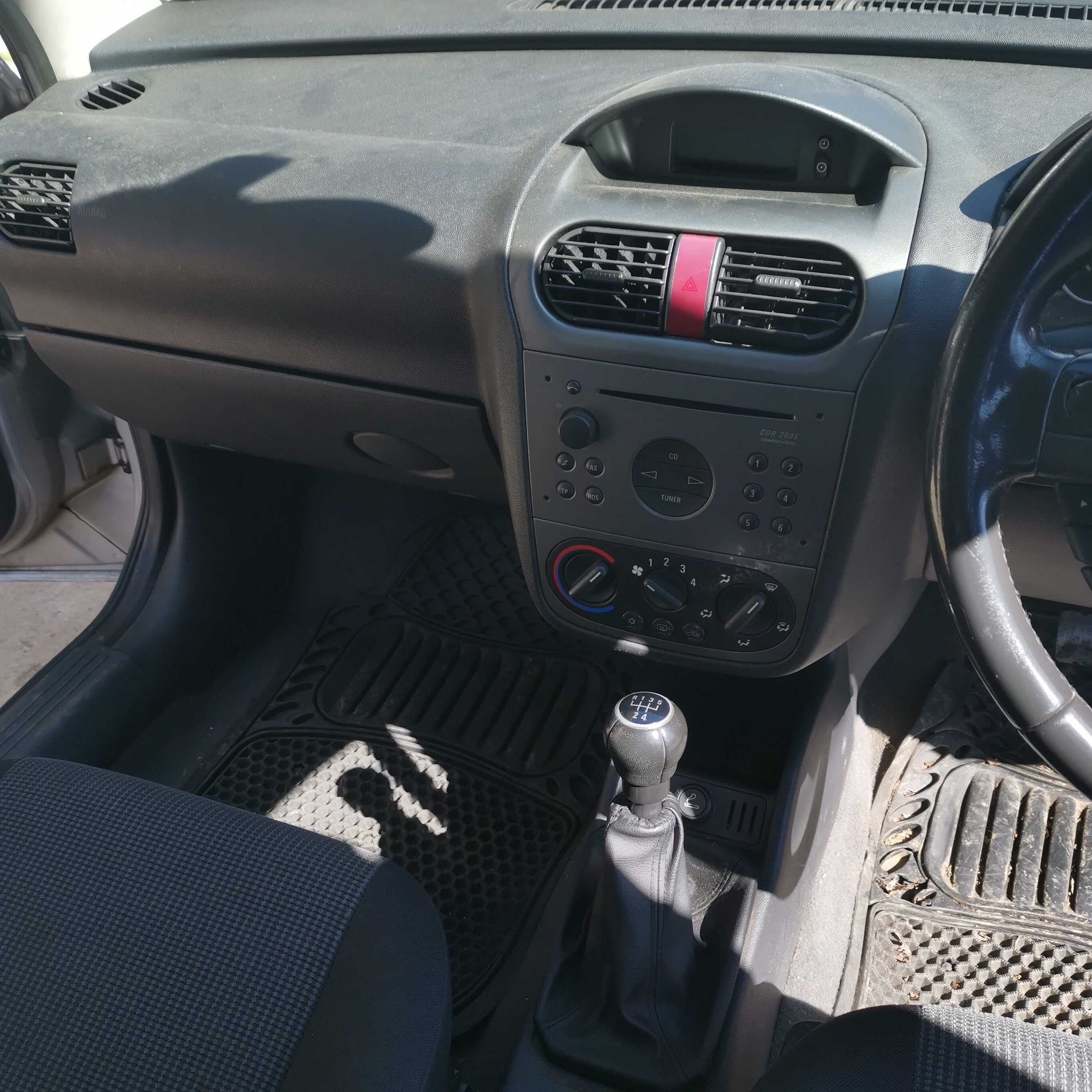 Опел корса 1.0 opel corsa на части