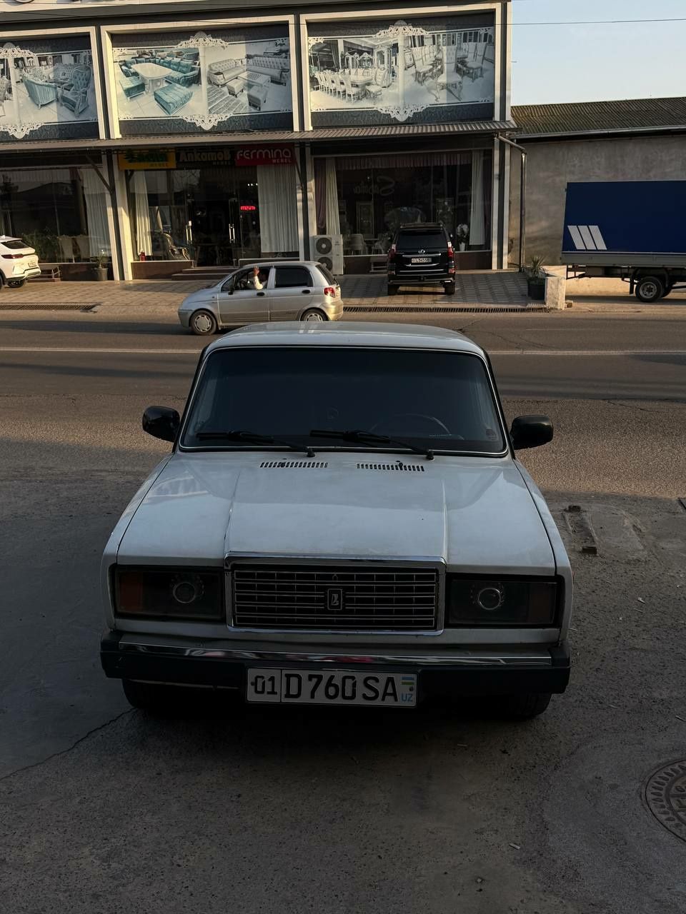 Vaz 2107 jigoli 2003 yil faqat naxt yoki 2 oyga variantga