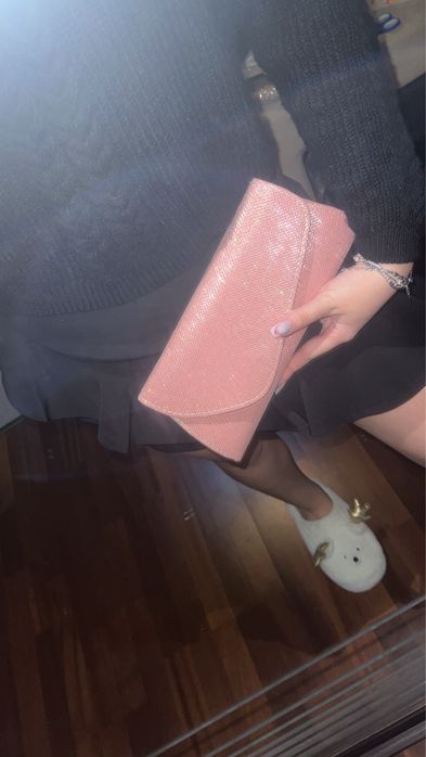 geanta plic roz cu sclipici