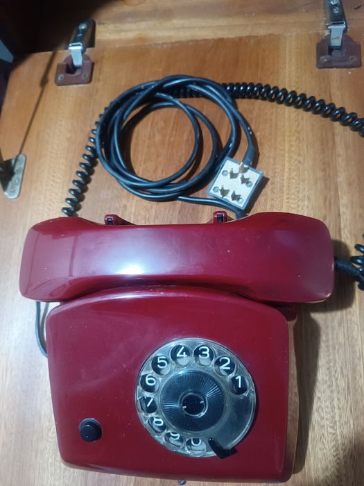 Продам телефон  стационарный