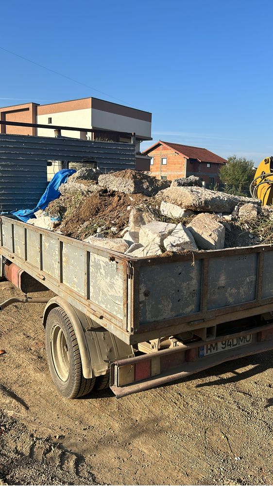 Ridicam moloz  pamant tigla caramida