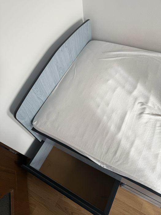 Pat de dormitor pentru o persoana