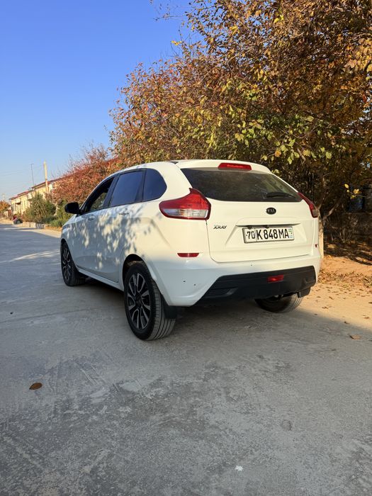 Lada Xray продается свой авто