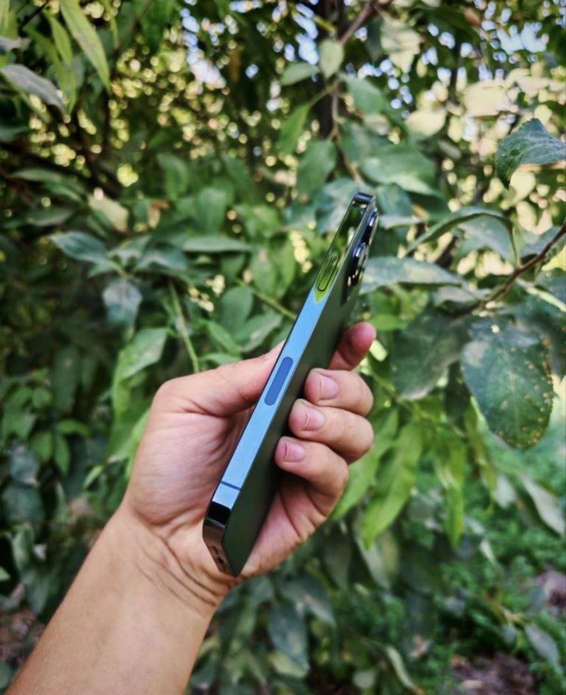 Iphone 13 pro green