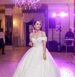 Rochie mireasa tip printesa
