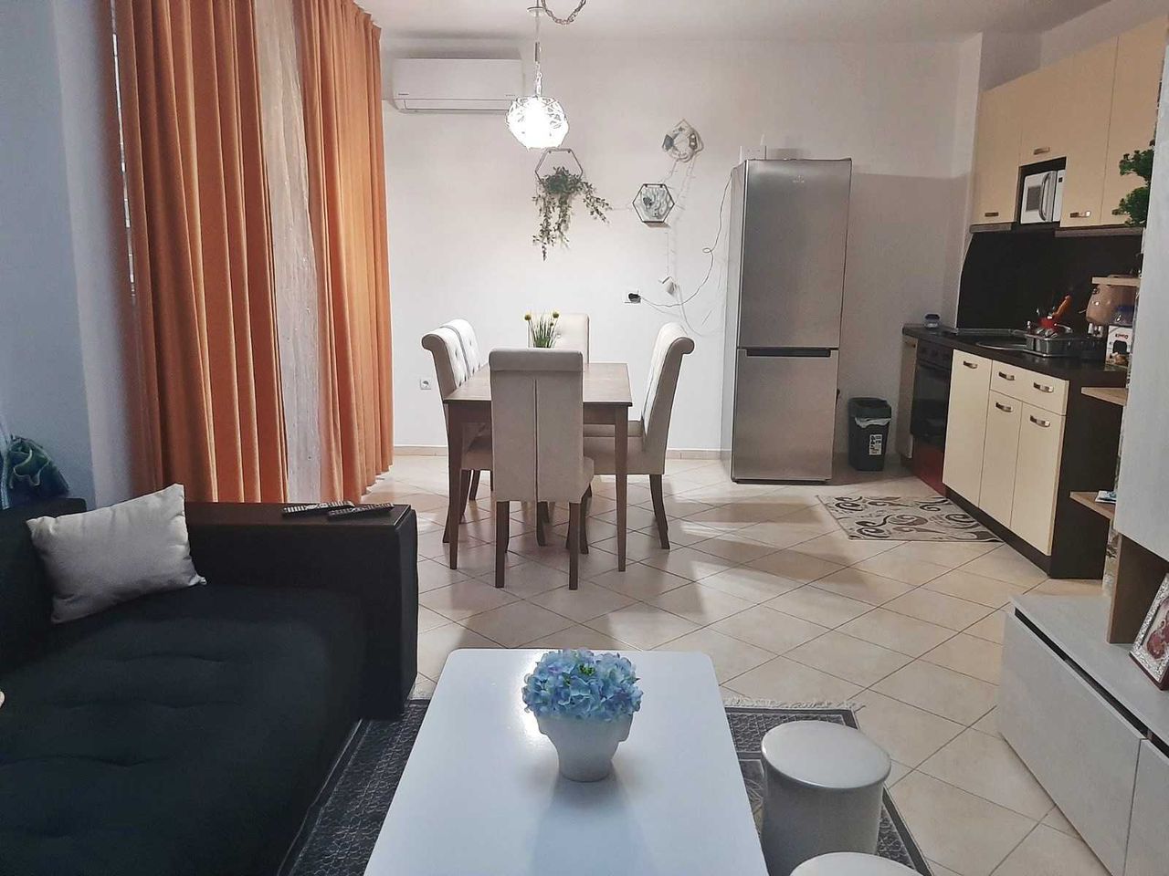 Продава се Двустаен апартамент в к.к. Слънчев бряг - 57 кв.м за 1208 €/кв.м - Снимка #2