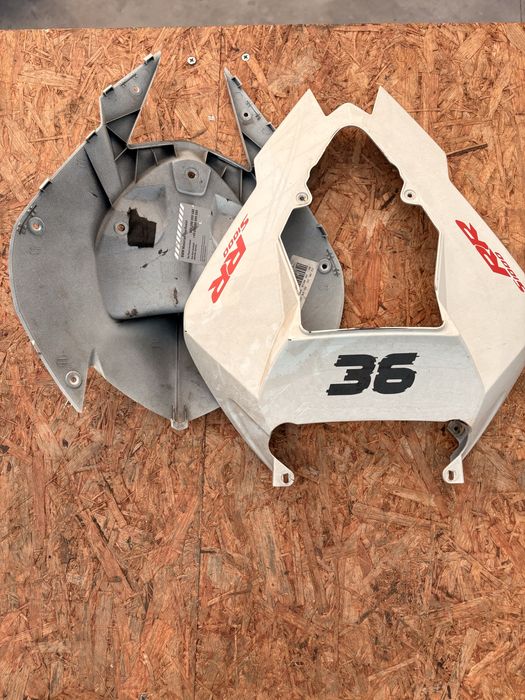 Piese BMW S1000rr : codita; suport numar semnalizari; scarite complete