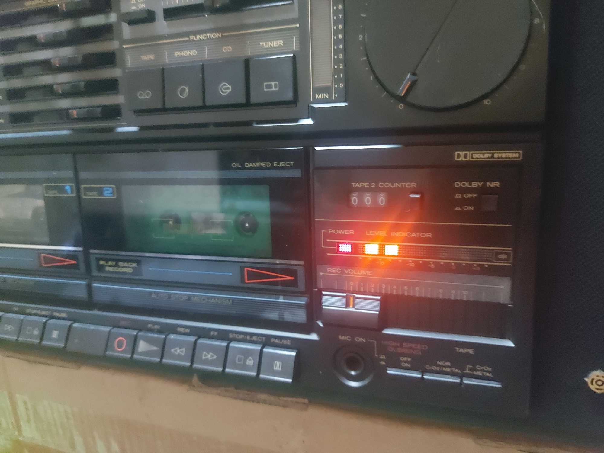 Hitachi HRD-MD28 & Htachi HS-E38 AM-FM Stereo Cassette Recorder & 2Way