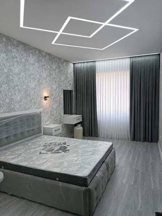 Сдам евро 2-комн квартиру 4/8 на Чиланзаре, метро Новза.124*