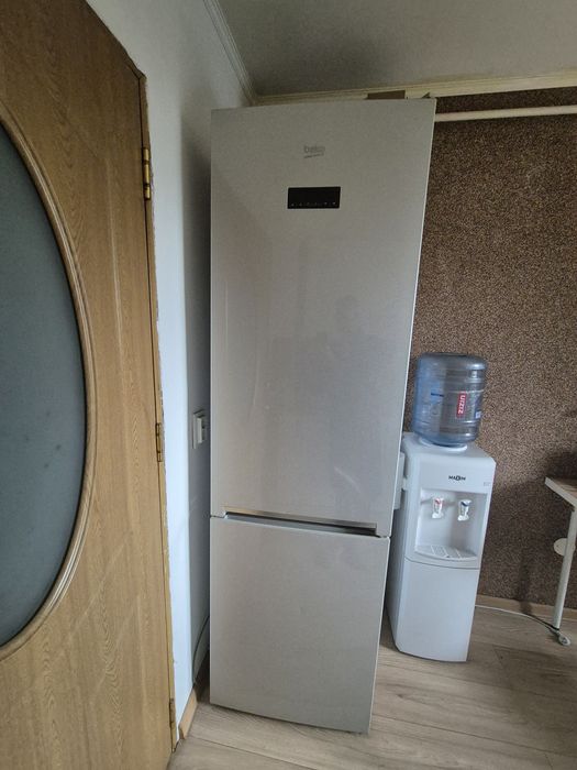Frigider Beko pentru piese !
