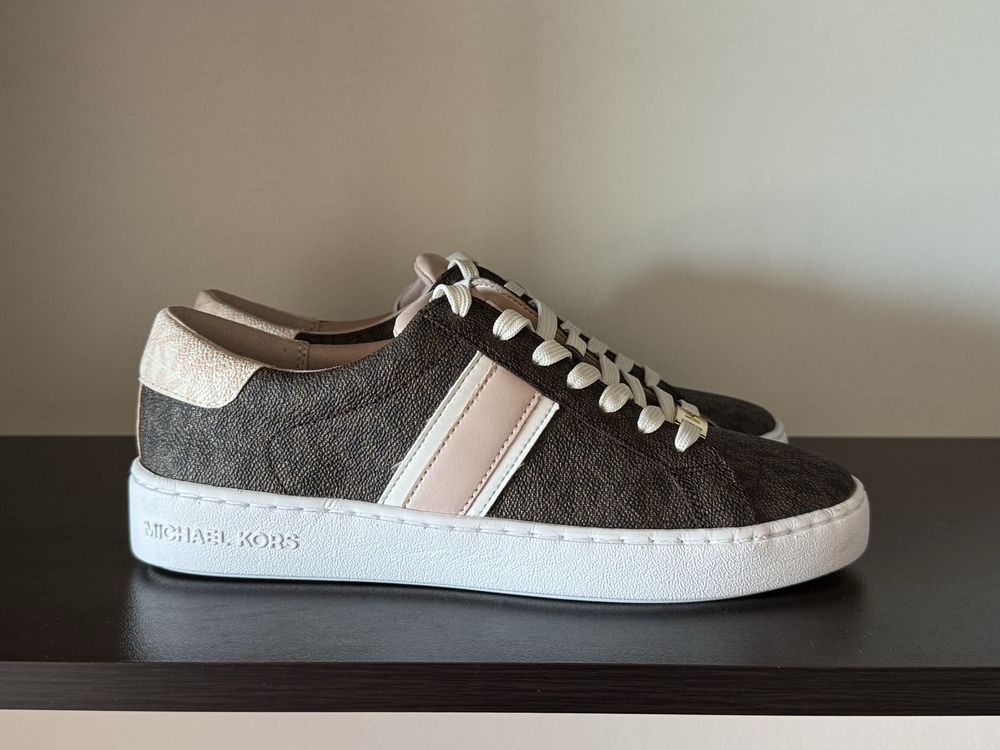 Michael Kors Stripe Lace Up 38номер 24см Стелка Нови с Кутия