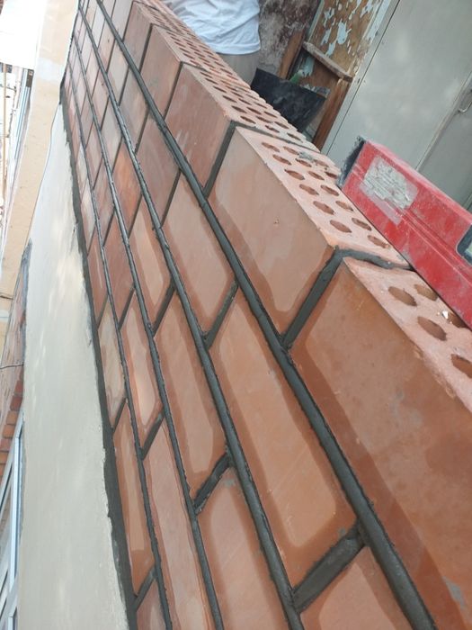 Малярк Абой Кафел ба балконга гишт теришамиз.