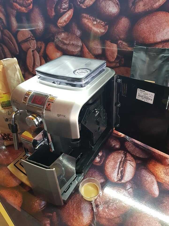 Кафе машина Saeco Syntia
